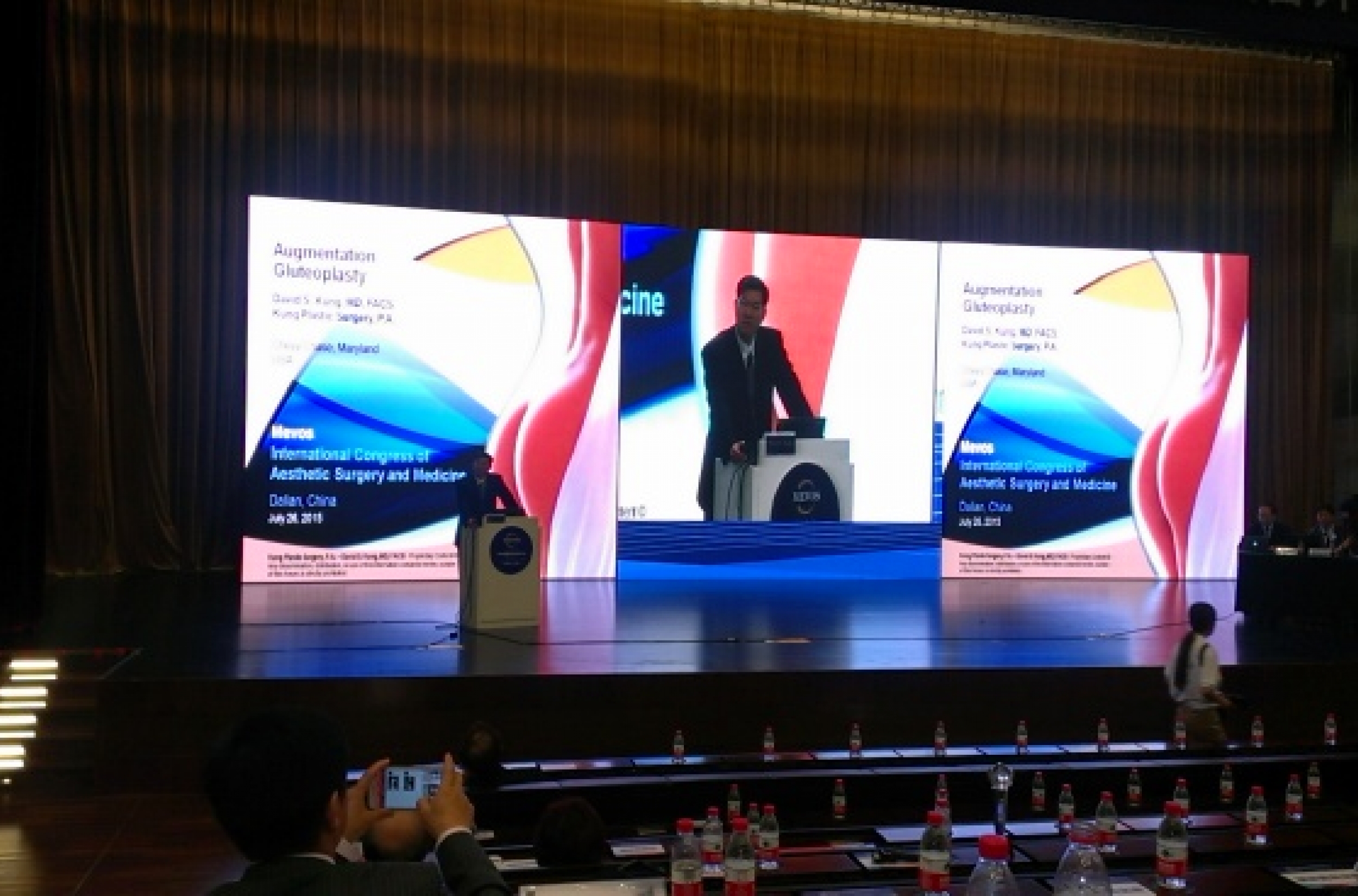 Dr. Kung at a Conference